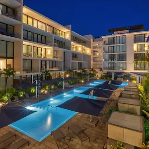Apartment Astonishing With Balcony In A Private Complex With Pool And Gym, Playa del Carmen