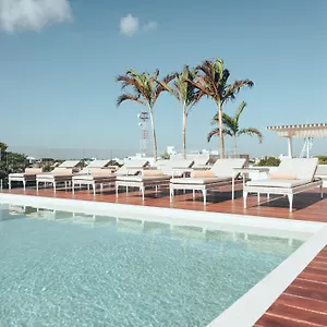 מלון Antera & Residences, פלאייה דל כרמן