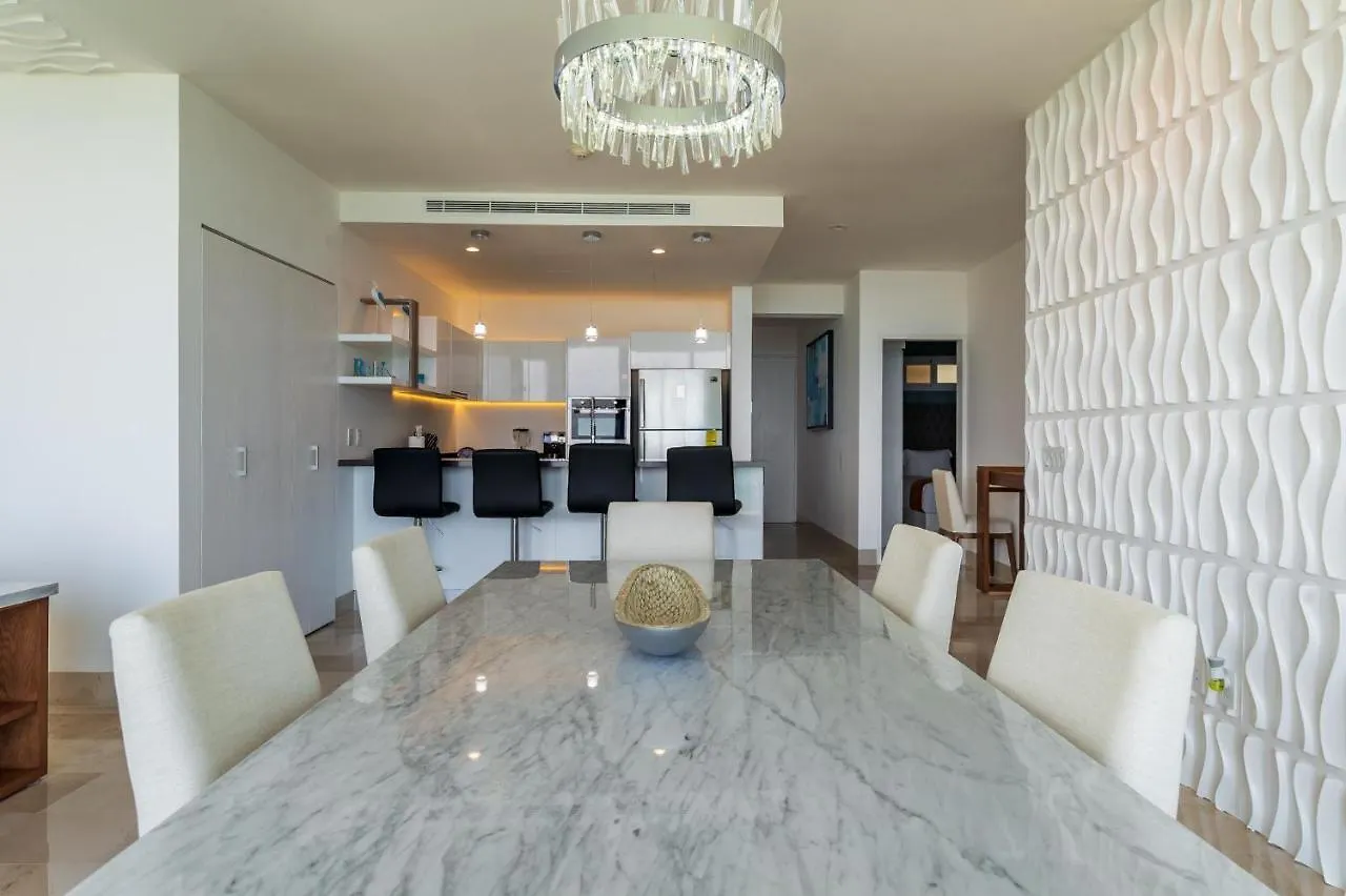 Oce31- Oceana 2 Bedroom Amazing Ocean View Penthouse Playa del Carmen